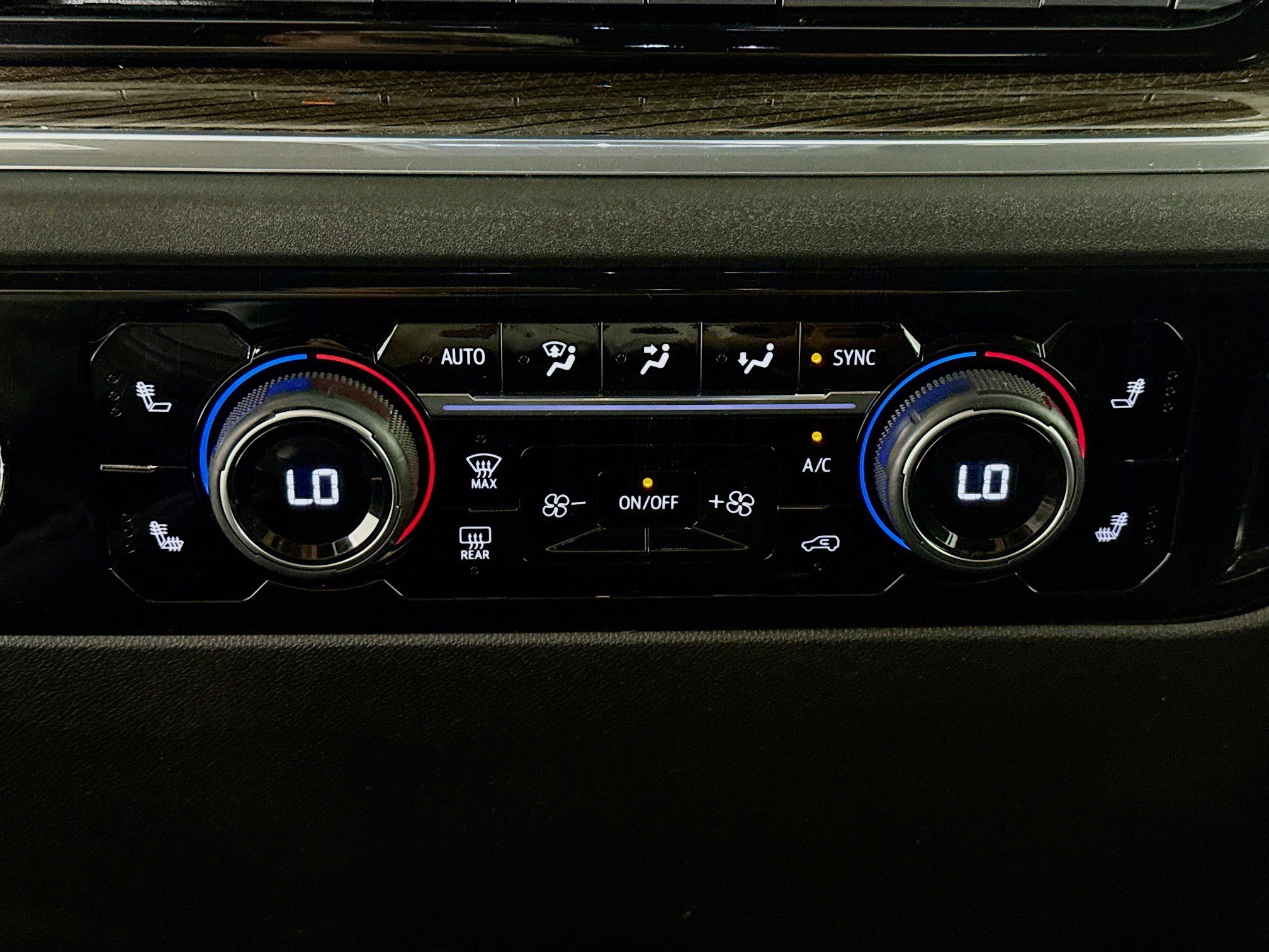 Used 2024 Chevrolet Silverado 1500 LT w/ Protection Package image 17