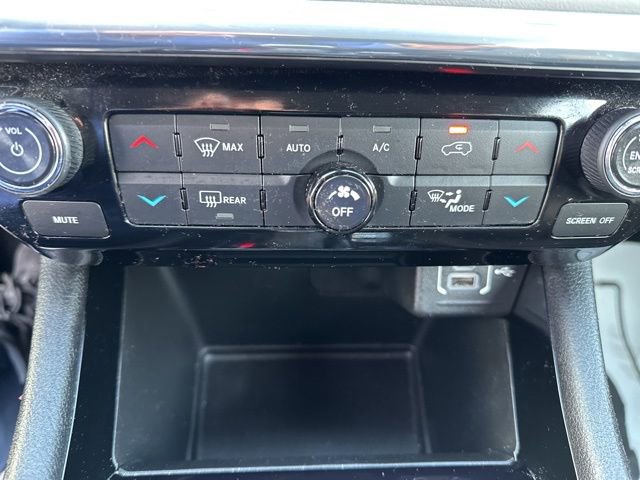 Certified 2022 Jeep Compass Limited image 29