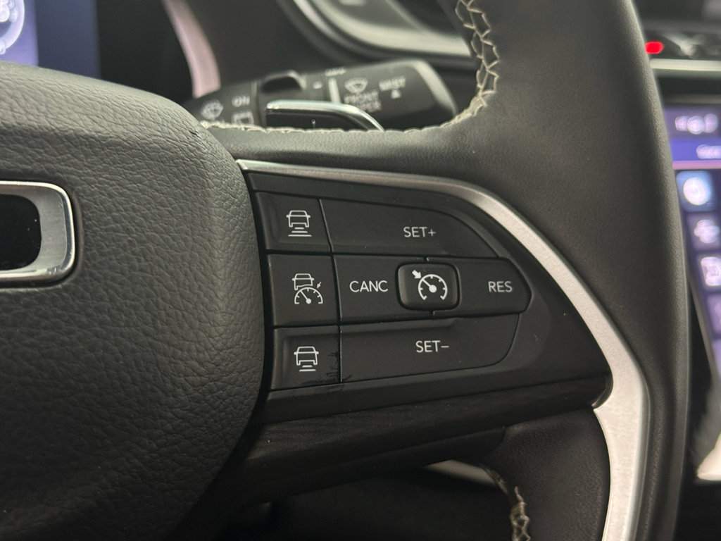 Used 2024 Jeep Grand Cherokee L Laredo image 21