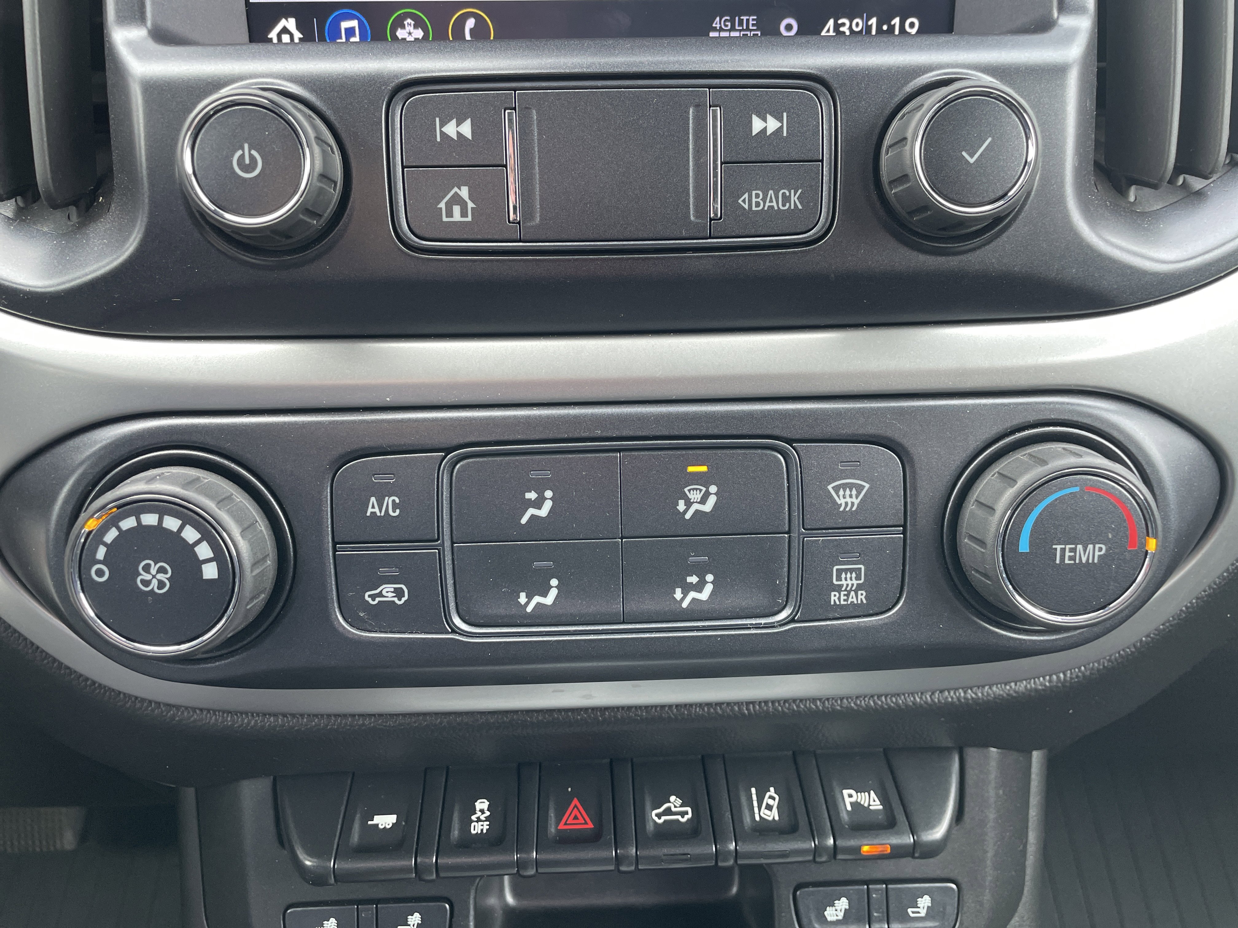 Used 2021 Chevrolet Colorado LT w/ Safety Package image 34