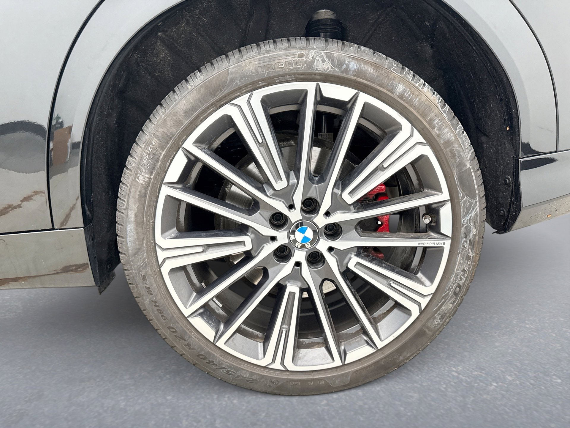 Used 2025 BMW X2 M35i w/ Premium Package image 27