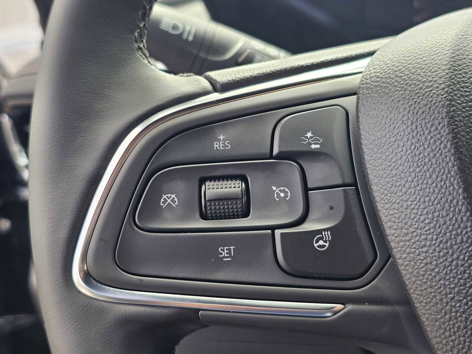 New 2026 Buick Envista Sport Touring FWD image 27