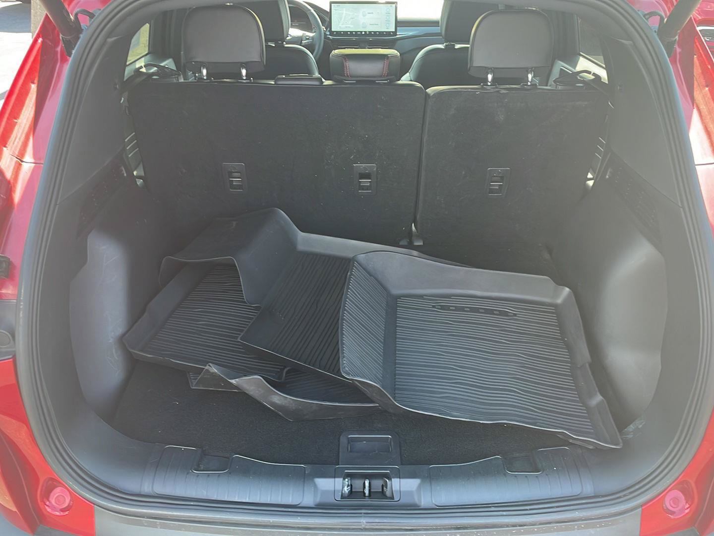 Used 2025 Ford Escape ST-Line w/ Tech Pack #1 AWD/4WD image 27