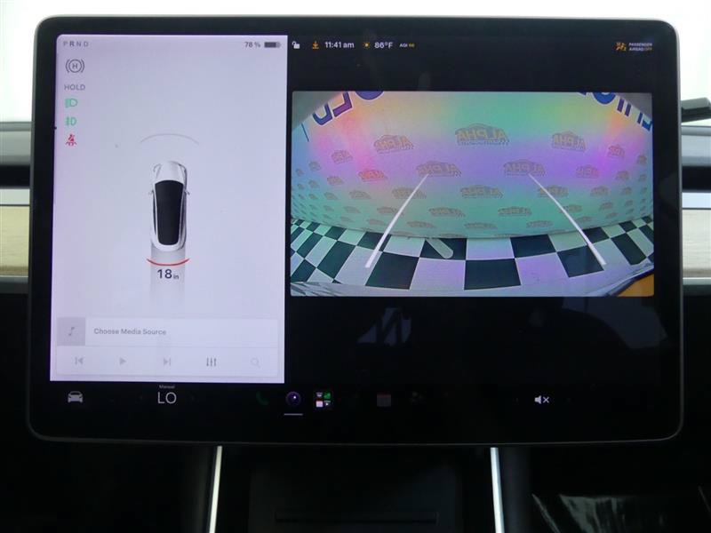 Used 2018 Tesla Model 3 Long Range RWD image 11