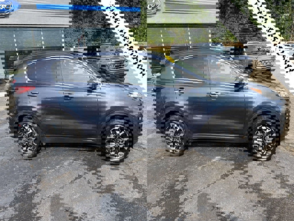 Used 2021 Kia Sportage EX w/ EX Technology Package image 3