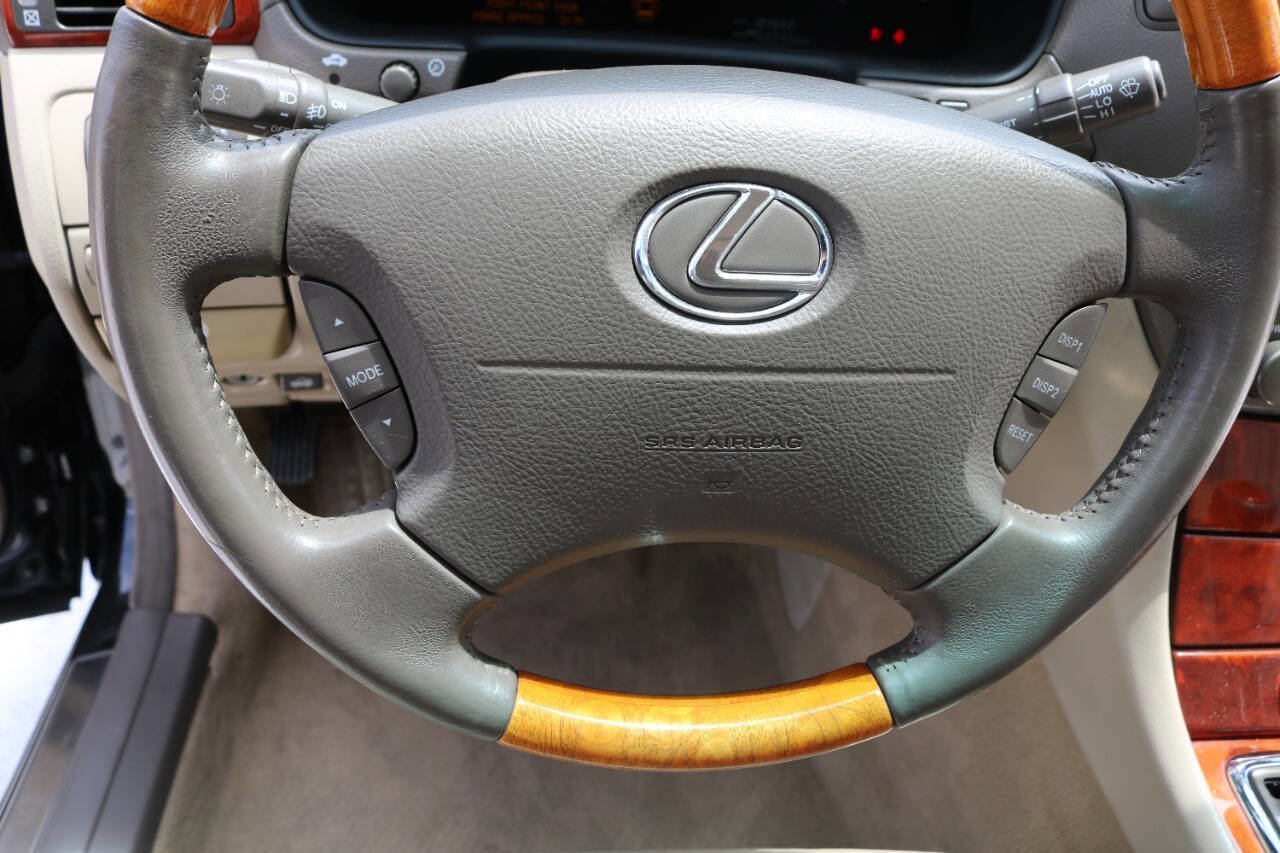Used 2002 Lexus LS 430 RWD image 74