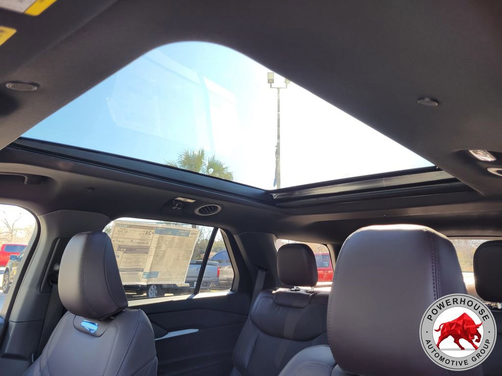 New 2026 Ford Explorer Platinum RWD image 26