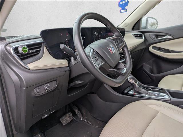 Used 2024 Buick Encore GX Sport Touring image 9