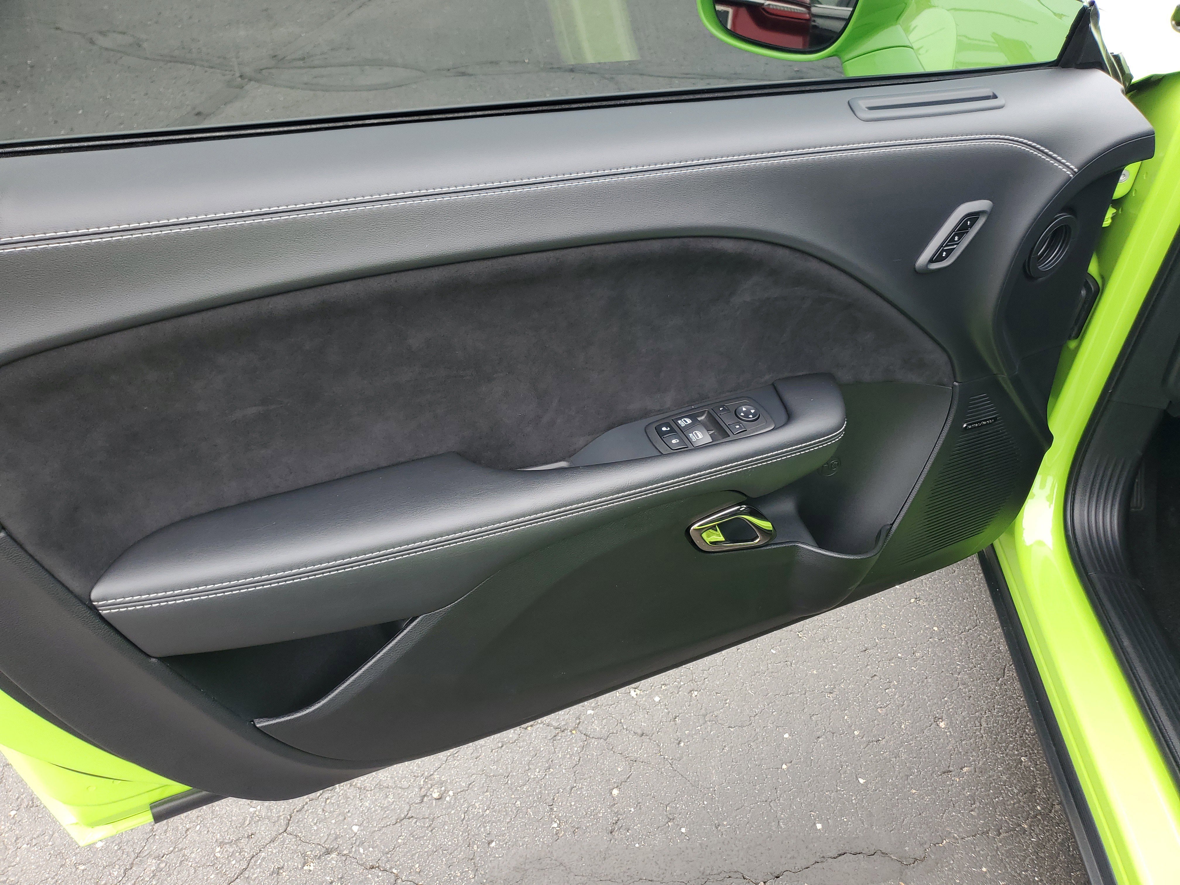 Used 2023 Dodge Challenger SRT Hellcat image 10