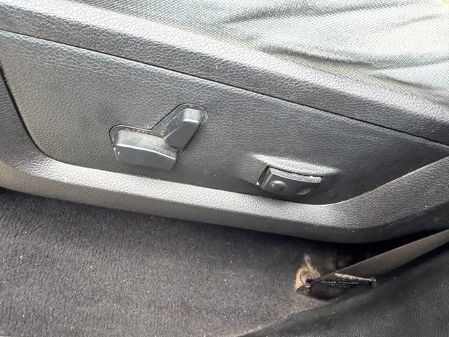 Used 2015 RAM 1500 SLT AWD/4WD image 14