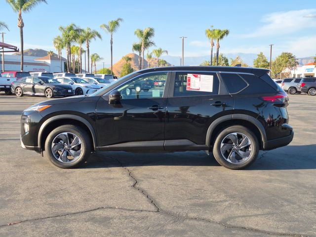 Used 2024 Nissan Rogue SV FWD image 9