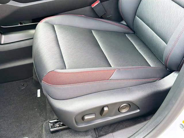 New 2027 Chevrolet Equinox RS FWD image 21