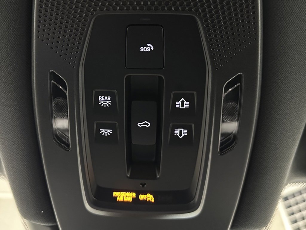 Used 2025 Porsche Cayenne E-Hybrid image 39