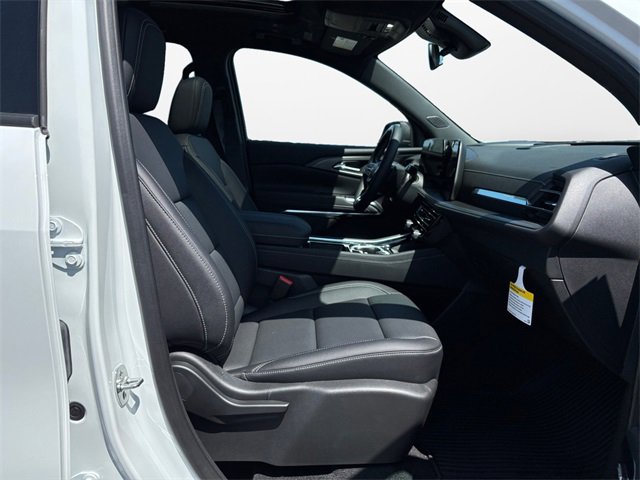 New 2025 Chevrolet Traverse LT w/ Enhanced Driving Package image 15