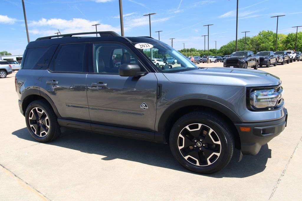 Used 2021 Ford Bronco Sport Outer Banks w/ Outer Banks Package AWD/4WD image 3