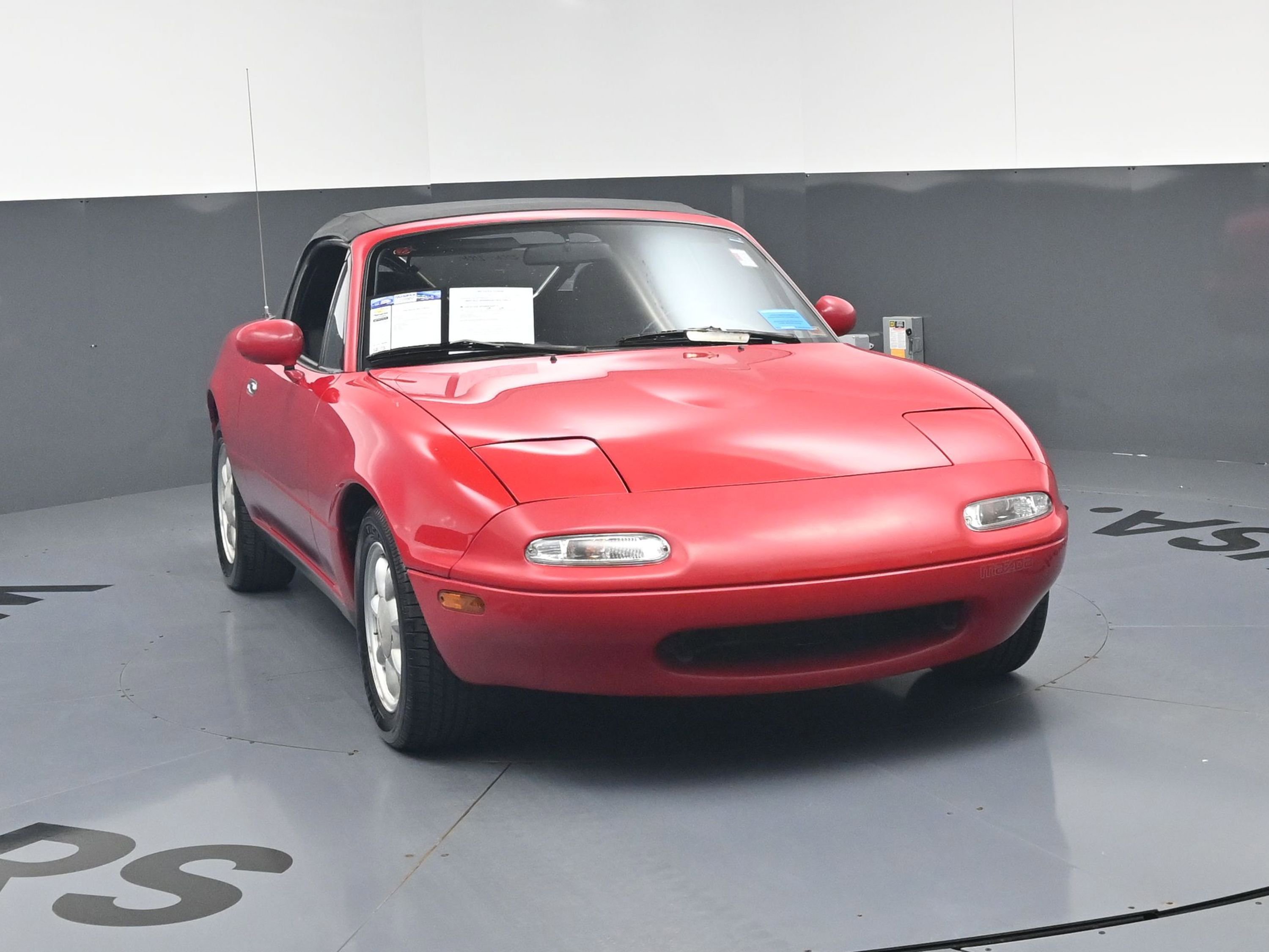 Used 1990 MAZDA MX-5 Miata RWD image 3