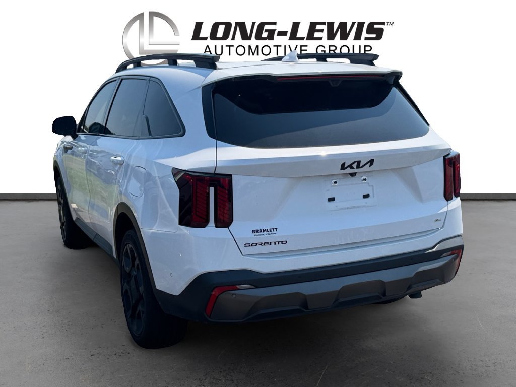 Used 2025 Kia Sorento SX Prestige AWD/4WD image 3