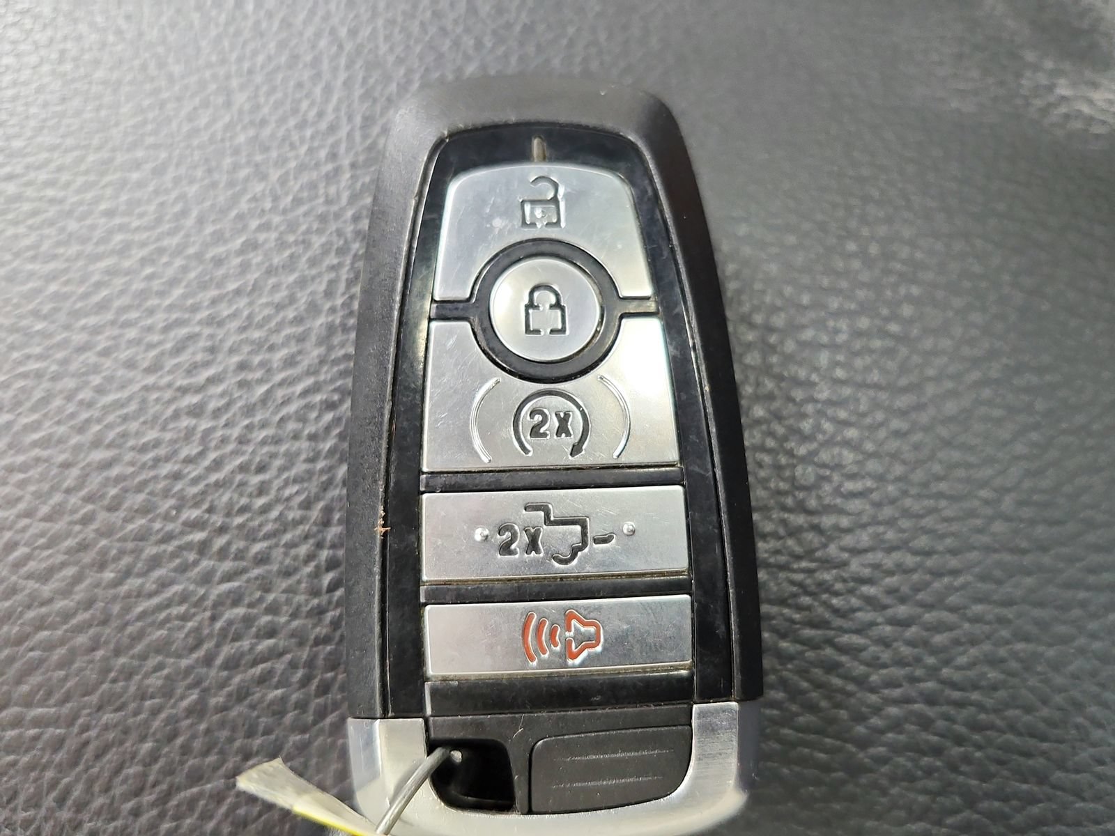 Used 2018 Ford F150 Lariat w/ Equipment Group 502A Luxury AWD/4WD image 13