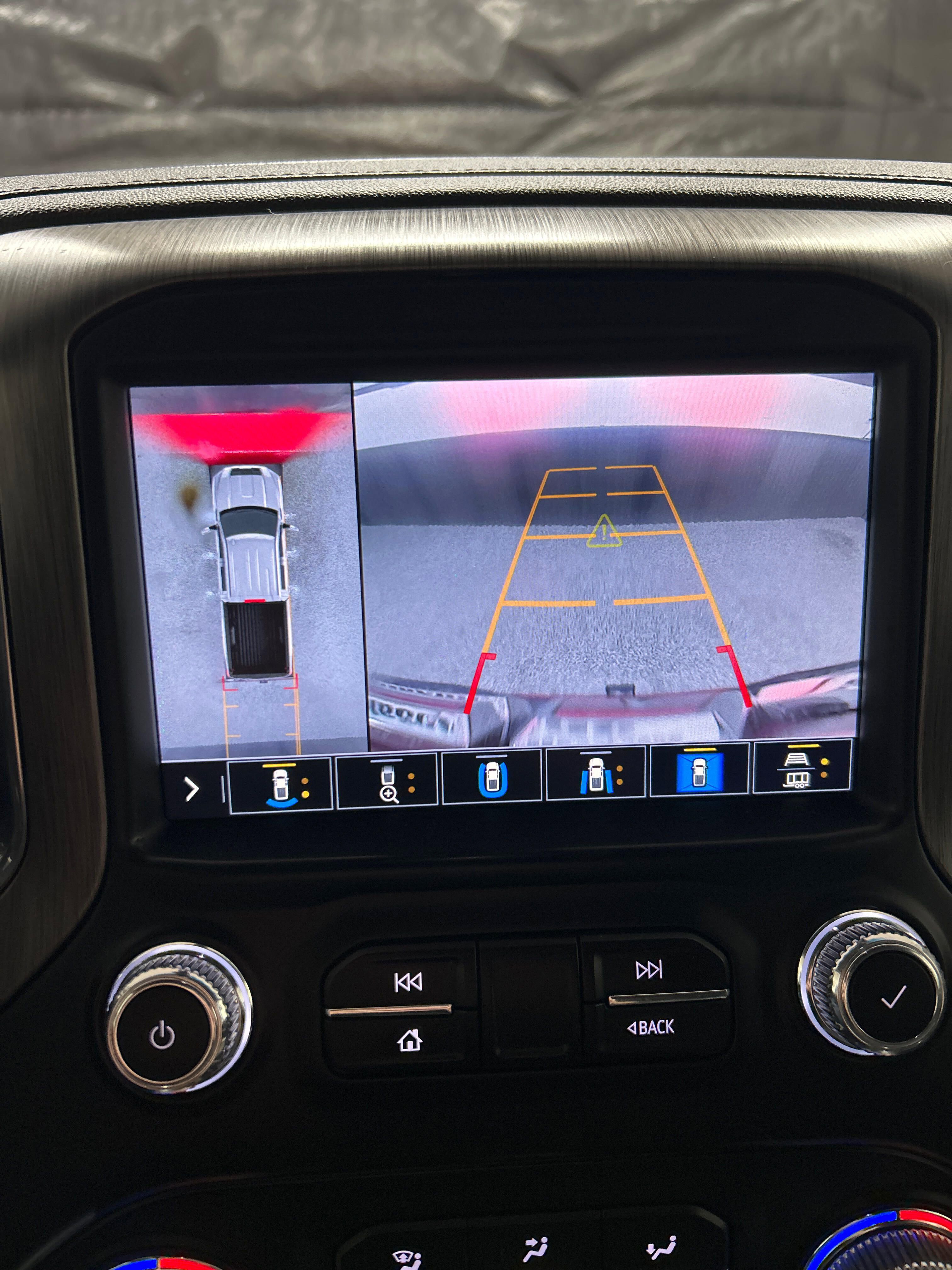 Used 2022 GMC Sierra 3500 Denali w/ Denali Ultimate Package image 18