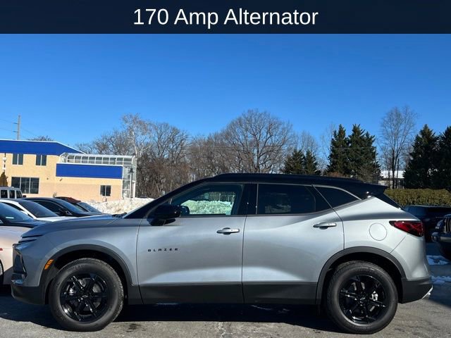 Used 2025 Chevrolet Blazer LT w/ Midnight/Sport Edition image 6