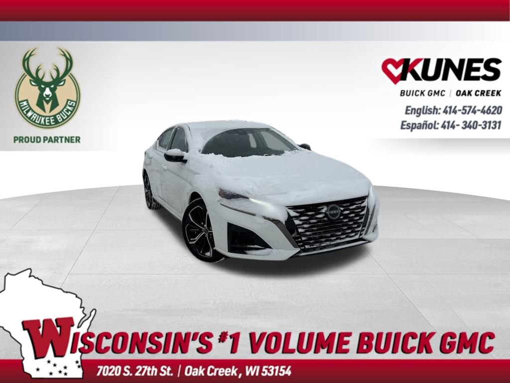 Used 2024 Nissan Altima 2.5 SR image 1