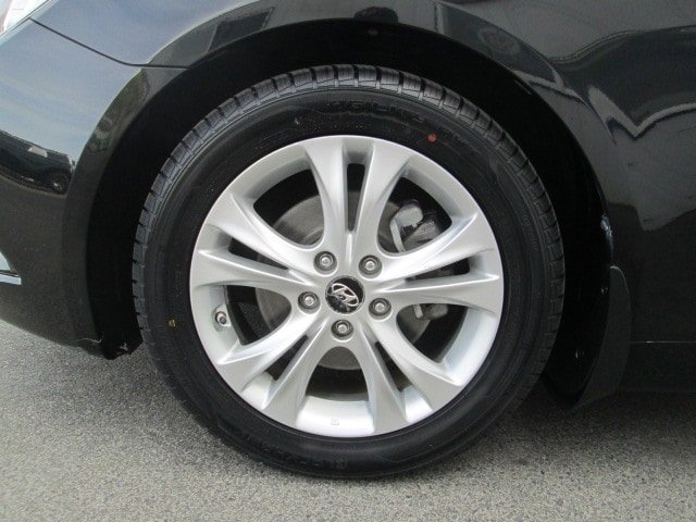 Used 2013 Hyundai Sonata Limited w/ Premium Pkg FWD image 8