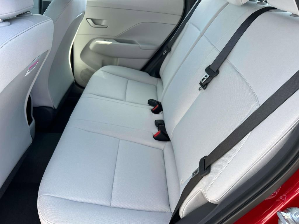 New 2026 Hyundai Kona SE image 17