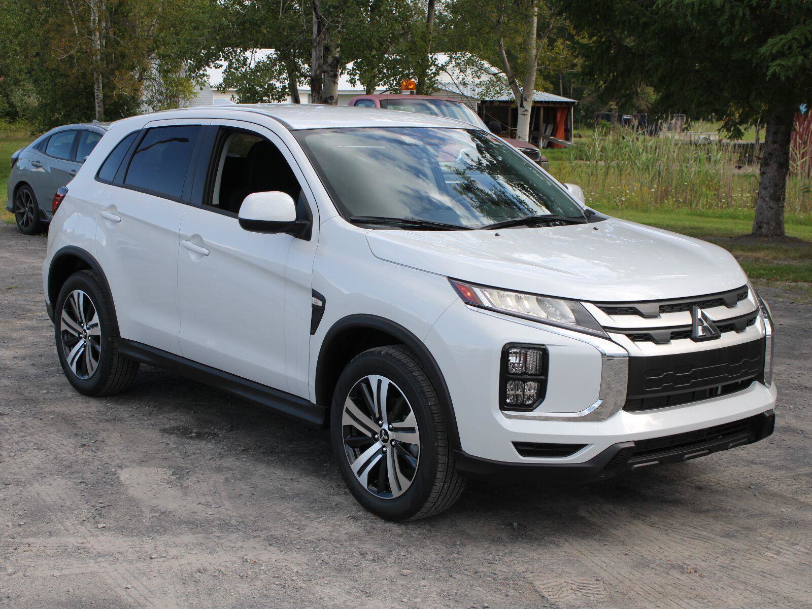 New 2027 Mitsubishi Outlander Sport ES AWD/4WD image 3