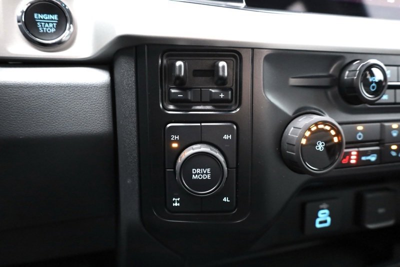 Used 2024 Ford F350 XLT w/ XLT Premium Package image 23