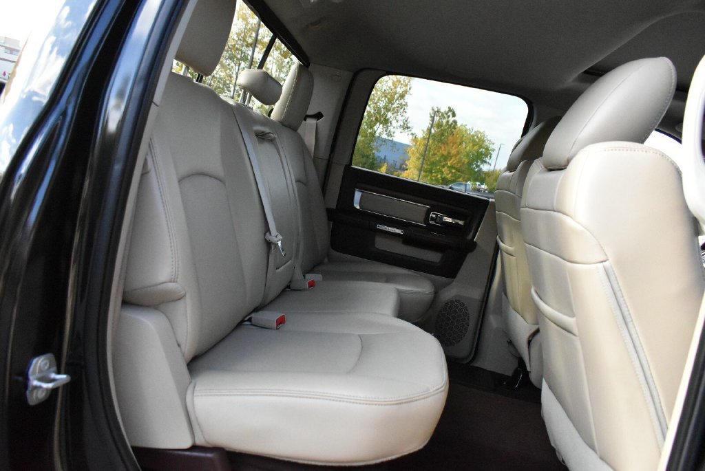 Used 2015 RAM 1500 Laramie w/ Convenience Group AWD/4WD image 33