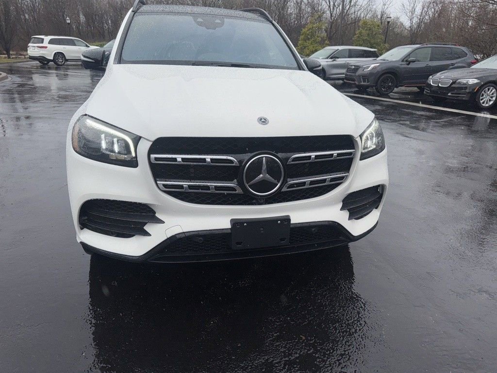 Used 2020 Mercedes-Benz GLS 580 4MATIC image 3