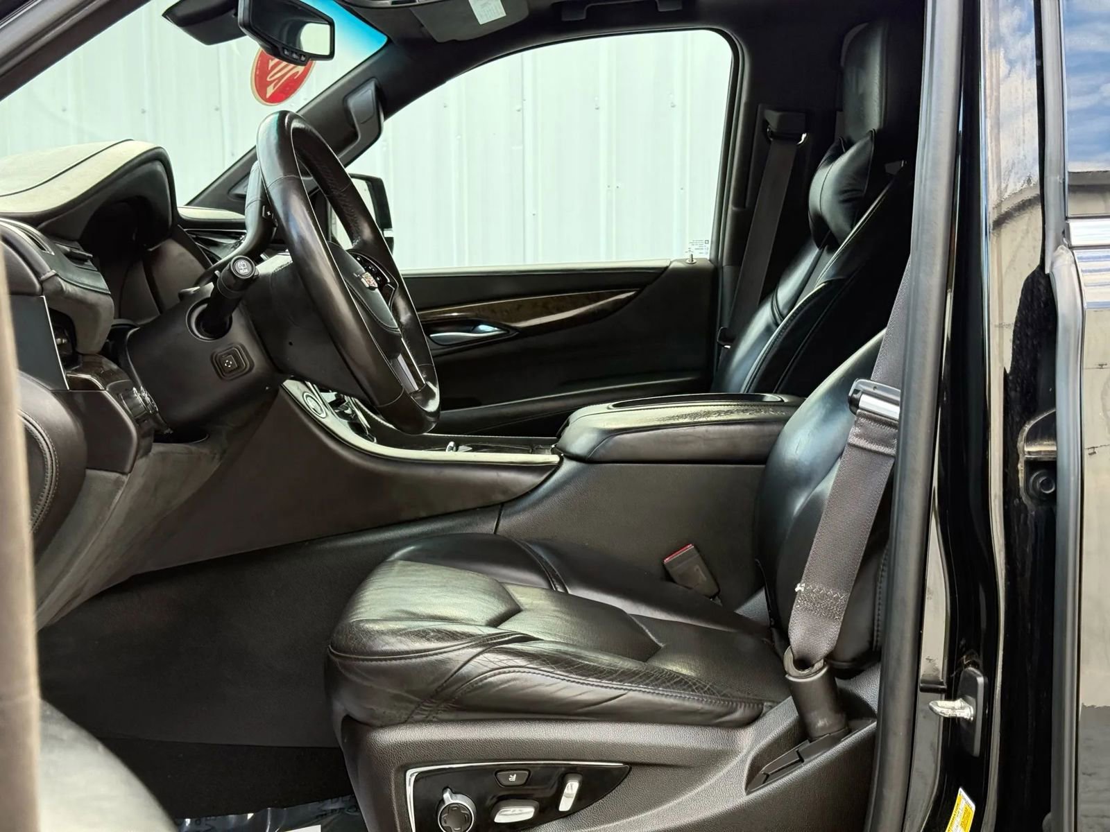 Used 2015 Cadillac Escalade ESV Platinum image 9