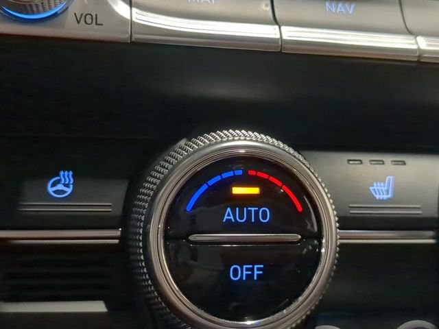 Used 2022 Genesis G70 2.0T w/ Prestige Package image 21