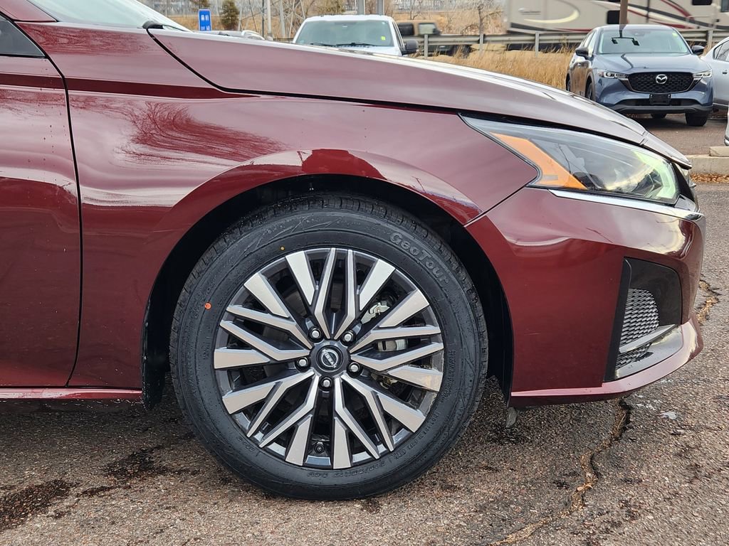 Used 2024 Nissan Altima 2.5 SV image 28
