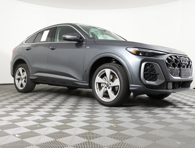 Used 2025 Audi Q5 Premium Plus image 2