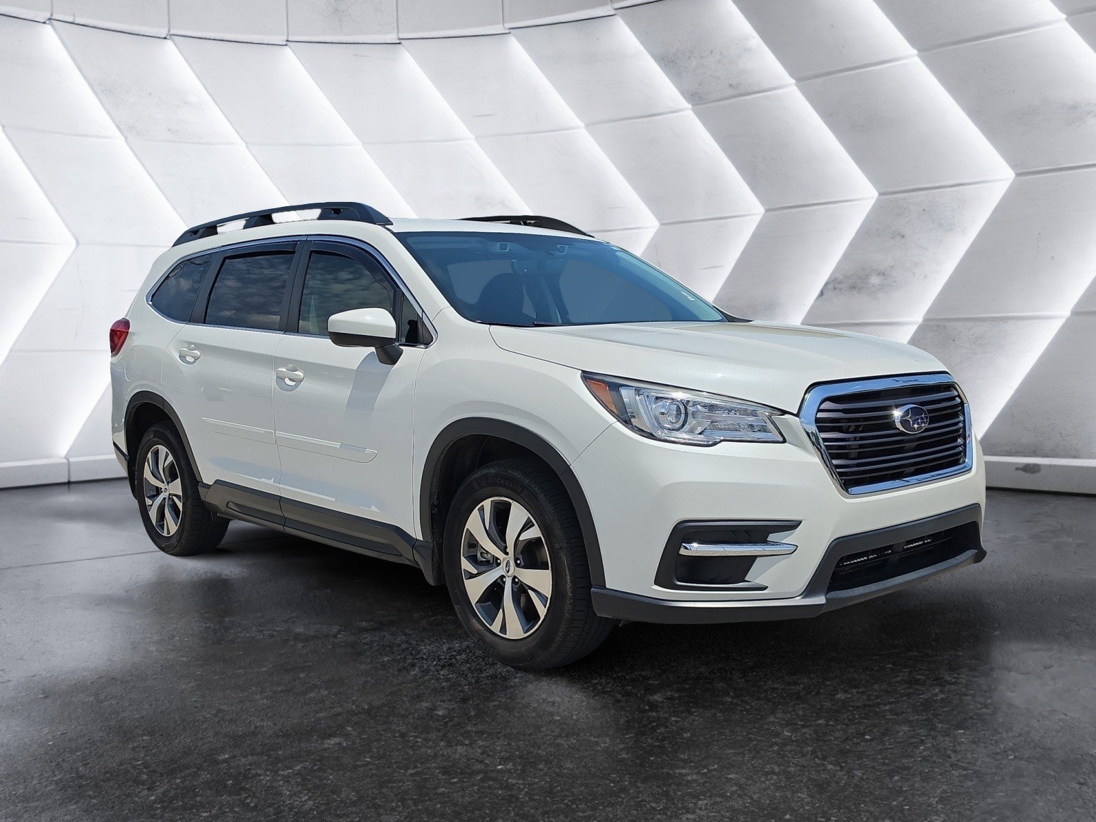 Used 2021 Subaru Ascent Premium w/ Convenience Package AWD/4WD image 2