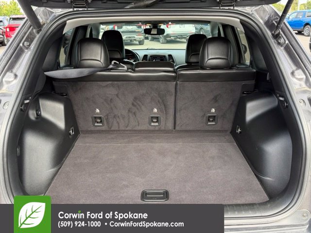 Used 2019 Jeep Cherokee Latitude Plus w/ Comfort/Convenience Group AWD/4WD image 18