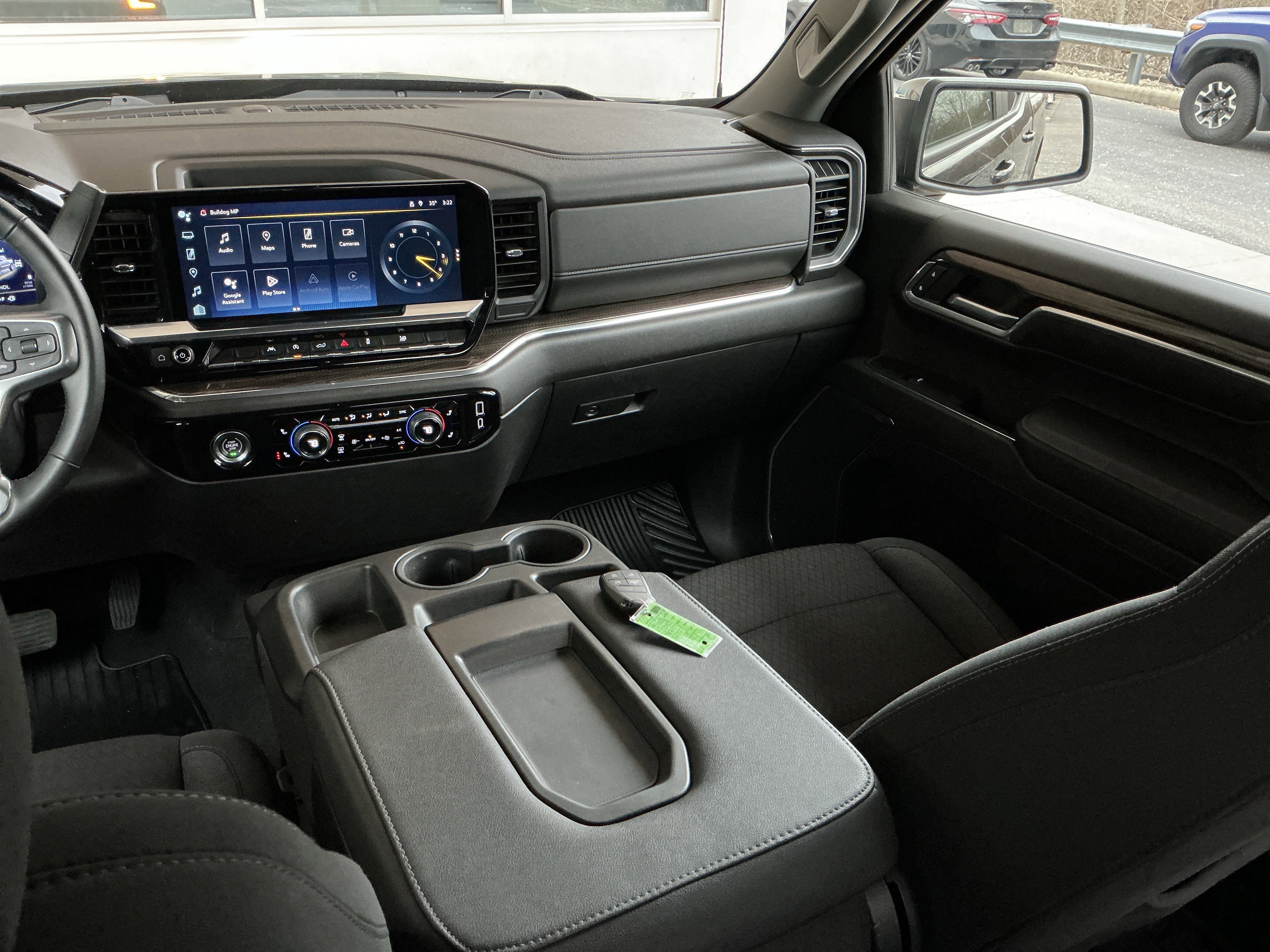 Used 2023 Chevrolet Silverado 1500 LT image 16