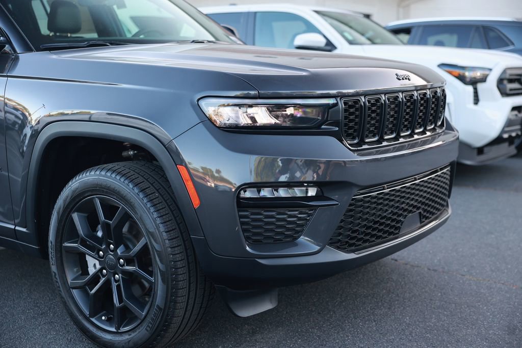 New 2025 Jeep Grand Cherokee Limited image 7