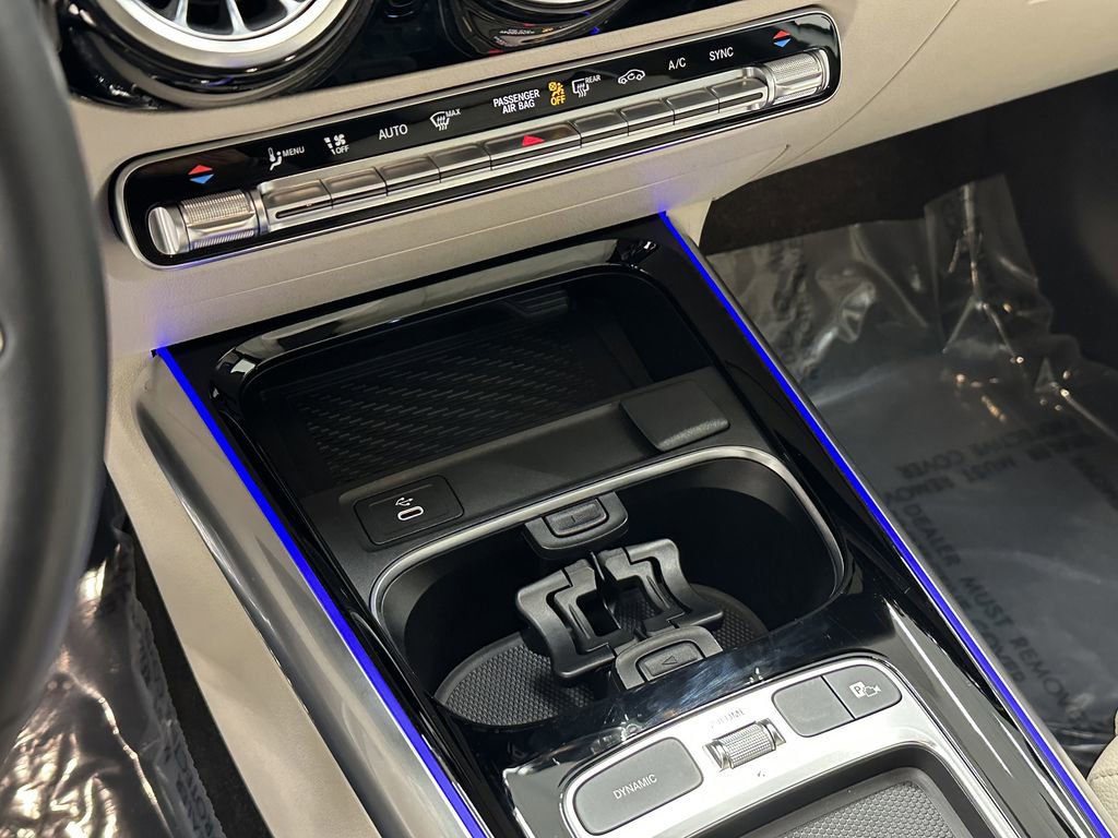 Certified 2025 Mercedes-Benz GLA 250 image 30