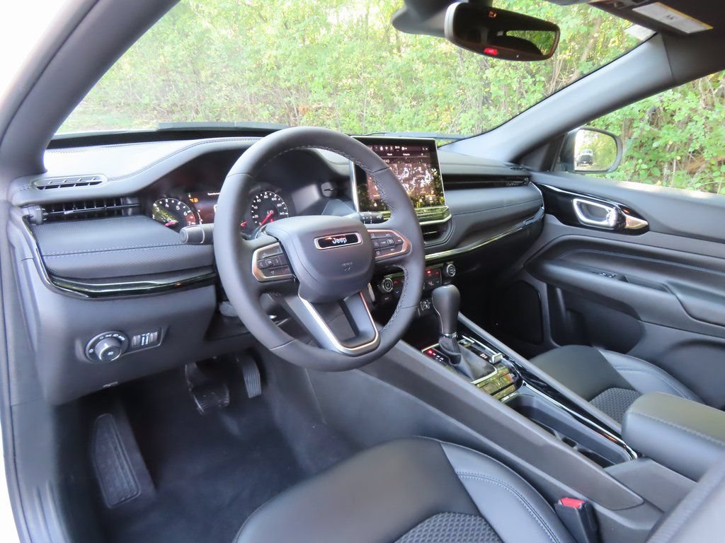 New 2026 Jeep Compass Latitude w/ Quick Order Package 29K AWD/4WD image 19