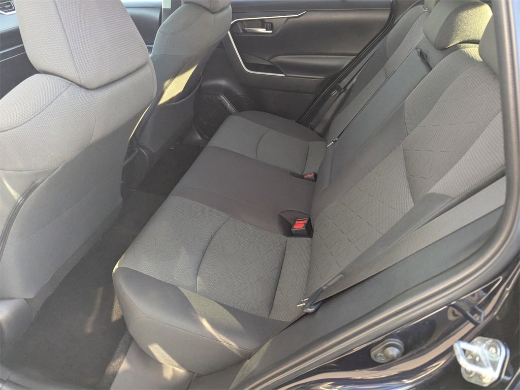 Used 2023 Toyota RAV4 XLE image 17