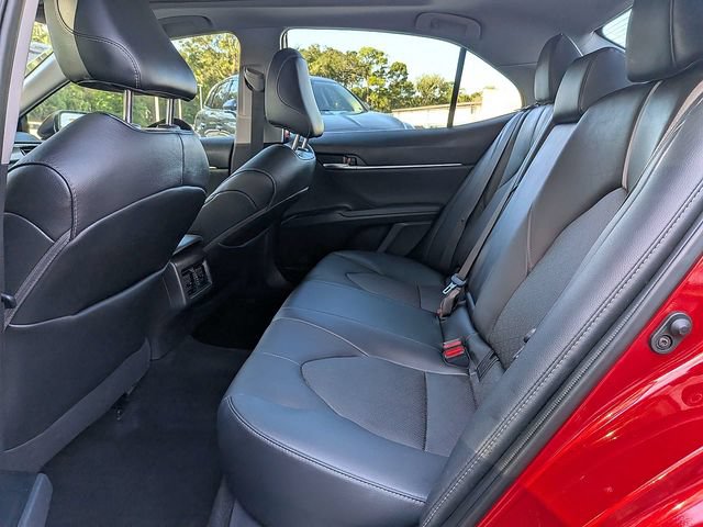 Used 2020 Toyota Camry XSE FWD image 12