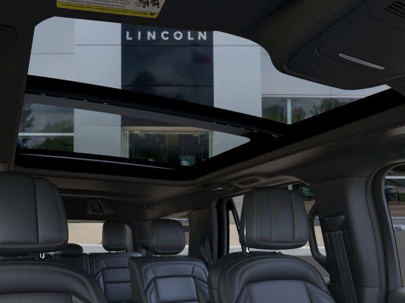 New 2025 Lincoln Navigator Reserve w/ Jet Appearance Package image 22