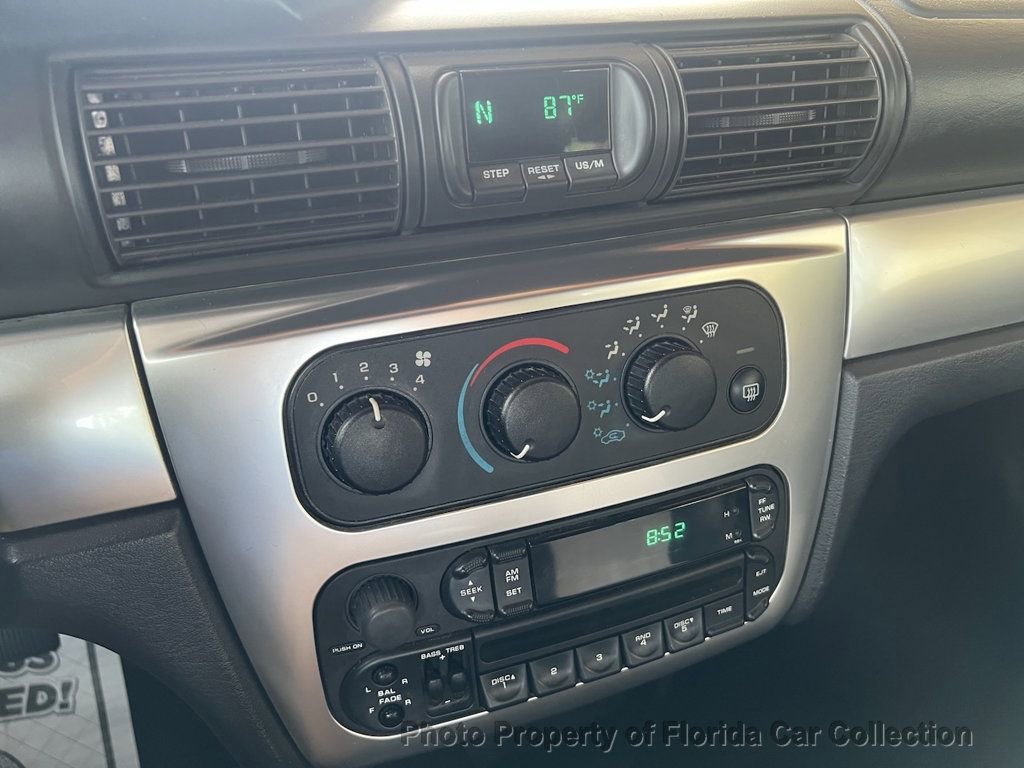 Used 2004 Chrysler Sebring LXi image 34