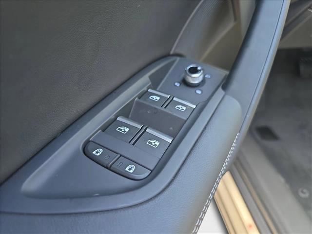 Used 2024 Audi Q5 2.0T Premium Plus w/ Premium Plus Package image 9