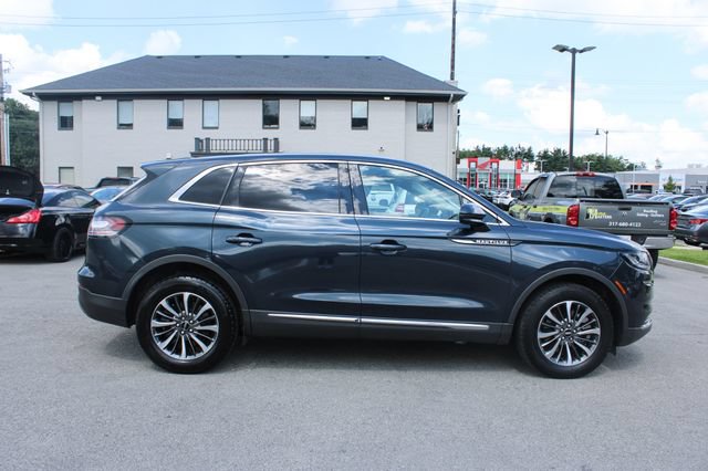 Used 2023 Lincoln Nautilus AWD w/ Premium Package image 6