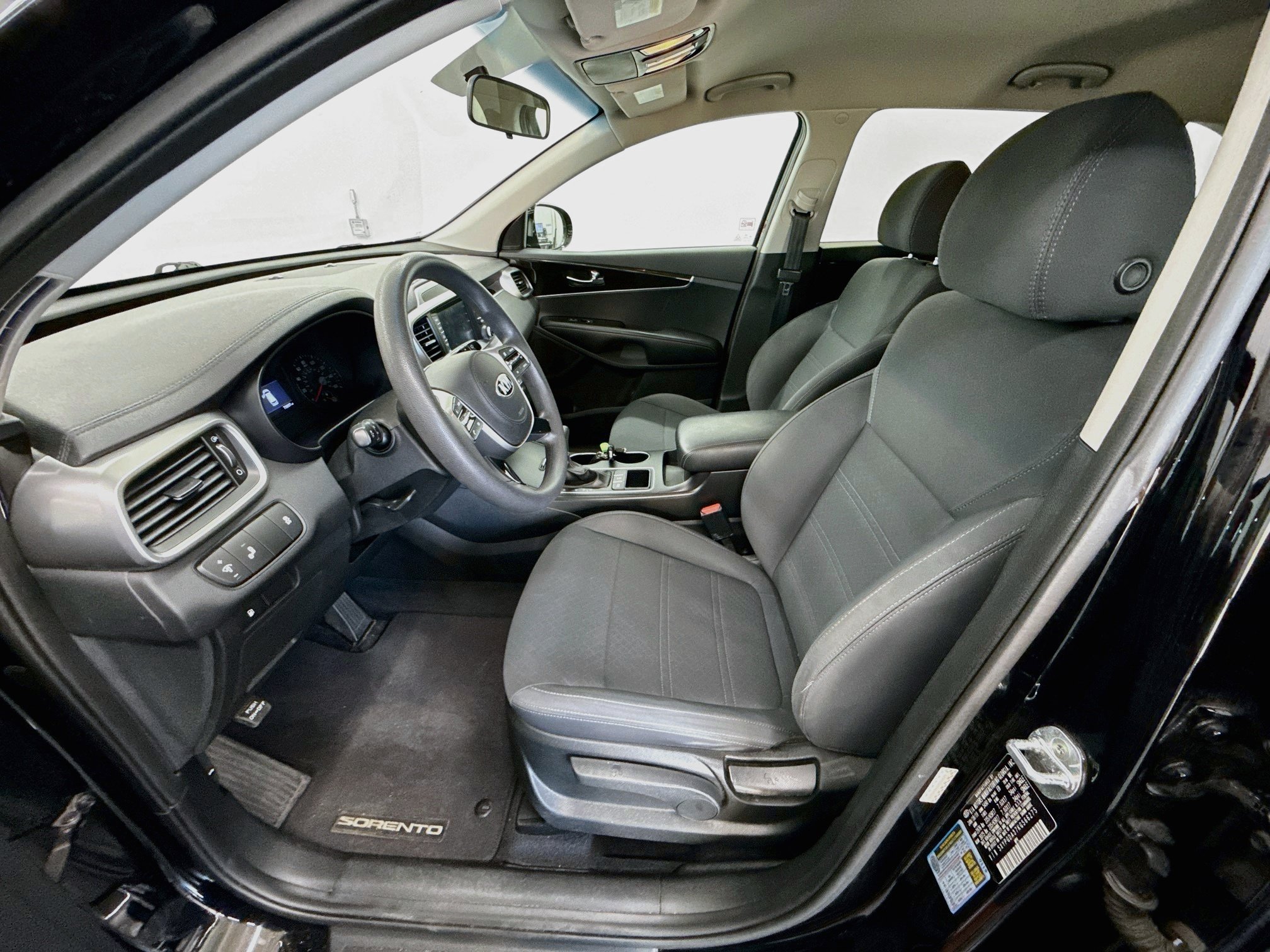 Used 2019 Kia Sorento AWD image 13