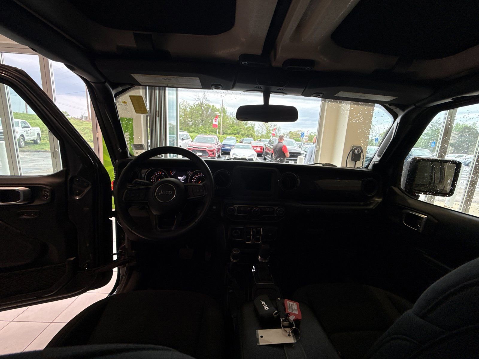 Used 2022 Jeep Wrangler Unlimited Sport AWD/4WD image 13