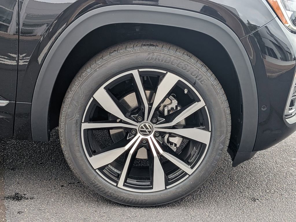 New 2026 Volkswagen Atlas SEL Premium R-Line image 13